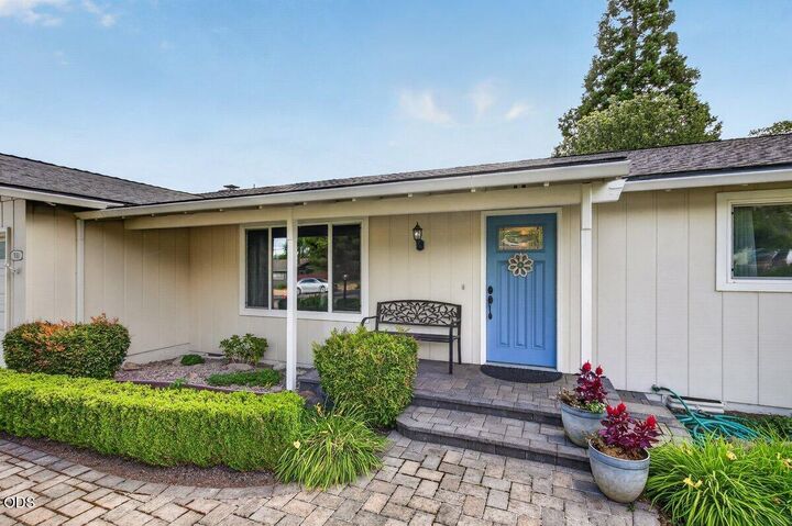 Property Photo: 931 Mira Mar Avenue OR 97504