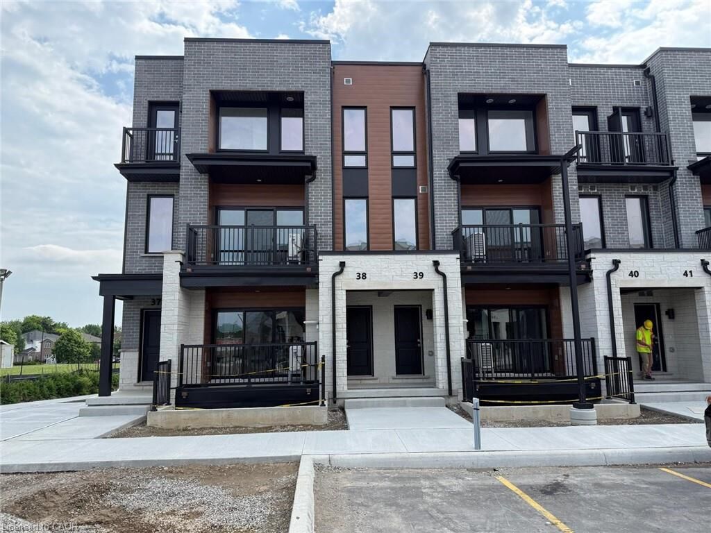 Property Photo: 525 Erinbrook Drive B038 ON N2E 0L4