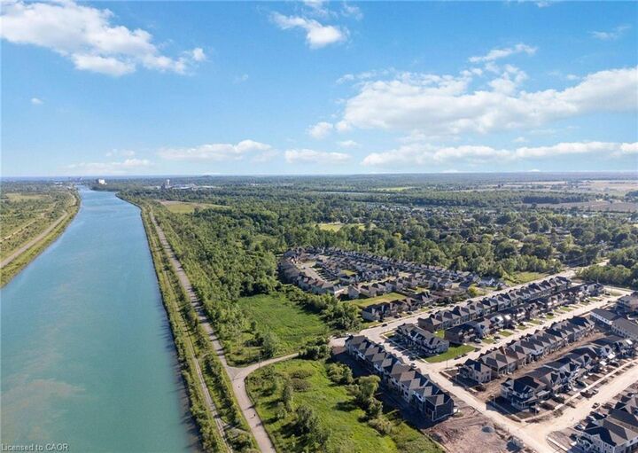 Property Photo:  66 Aviron Crescent  ON L3B 0M3 
