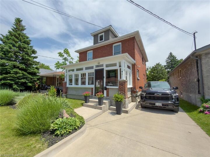 Property Photo: 32 Lorne Street ON L2P 3C7