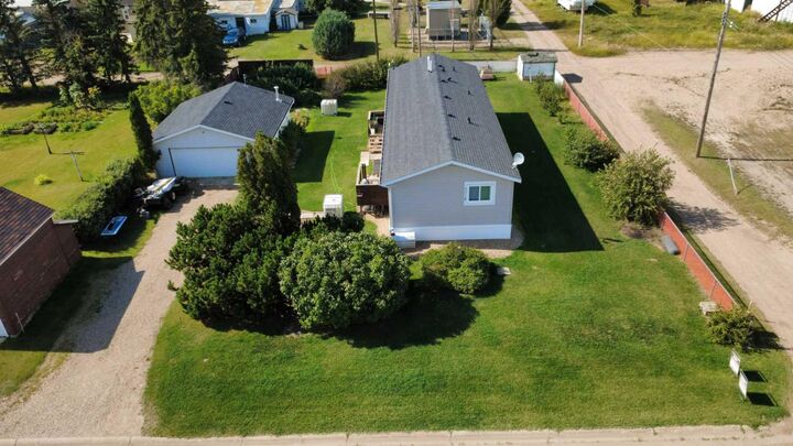 Property Photo: 5016 49 Street AB T0B 2V0