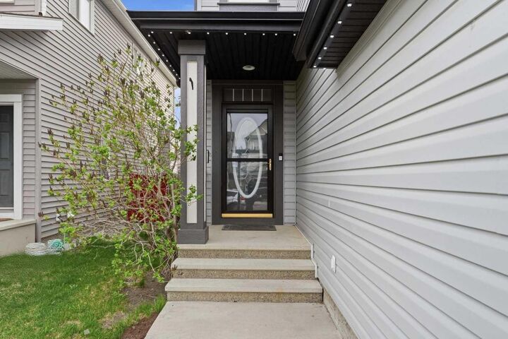 Property Photo:  121 Copperstone Close SE  AB T2Z 0P4 