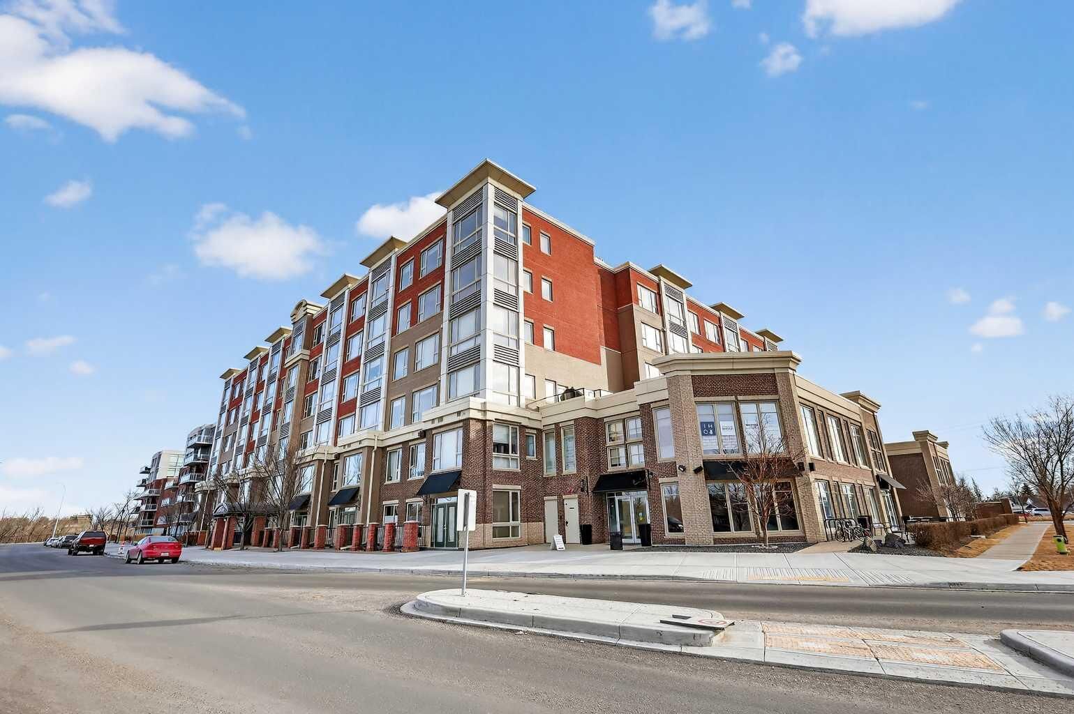 Property Photo:  35 Inglewood Park SE 404  AB T2G 1B5 