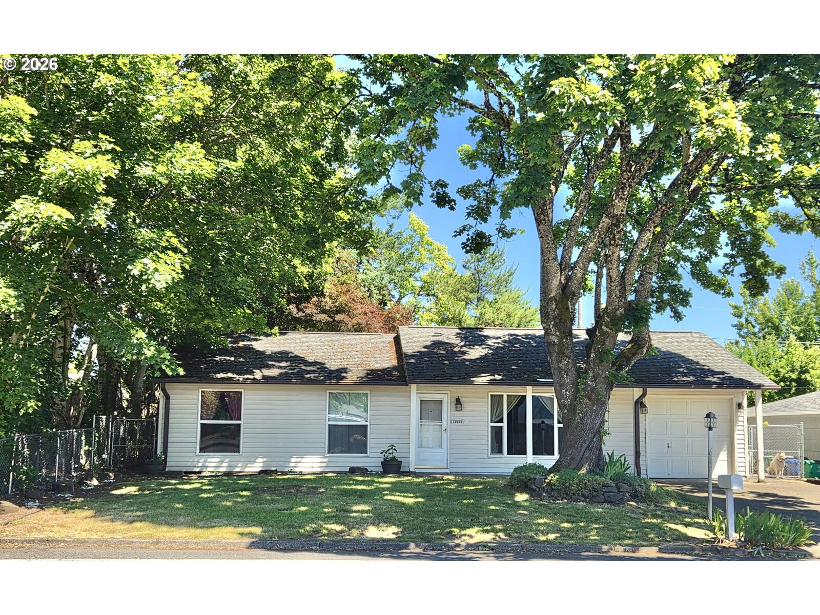 Property Photo:  15550 SE Millmain Dr  OR 97233 