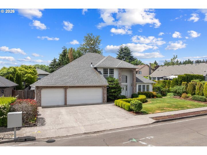 Property Photo:  2610 SE 134th Ave  WA 98683 