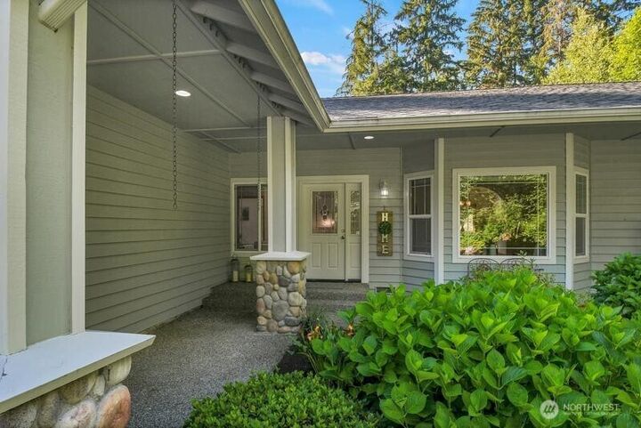 Property Photo: 11033 94th Street NE WA 98258
