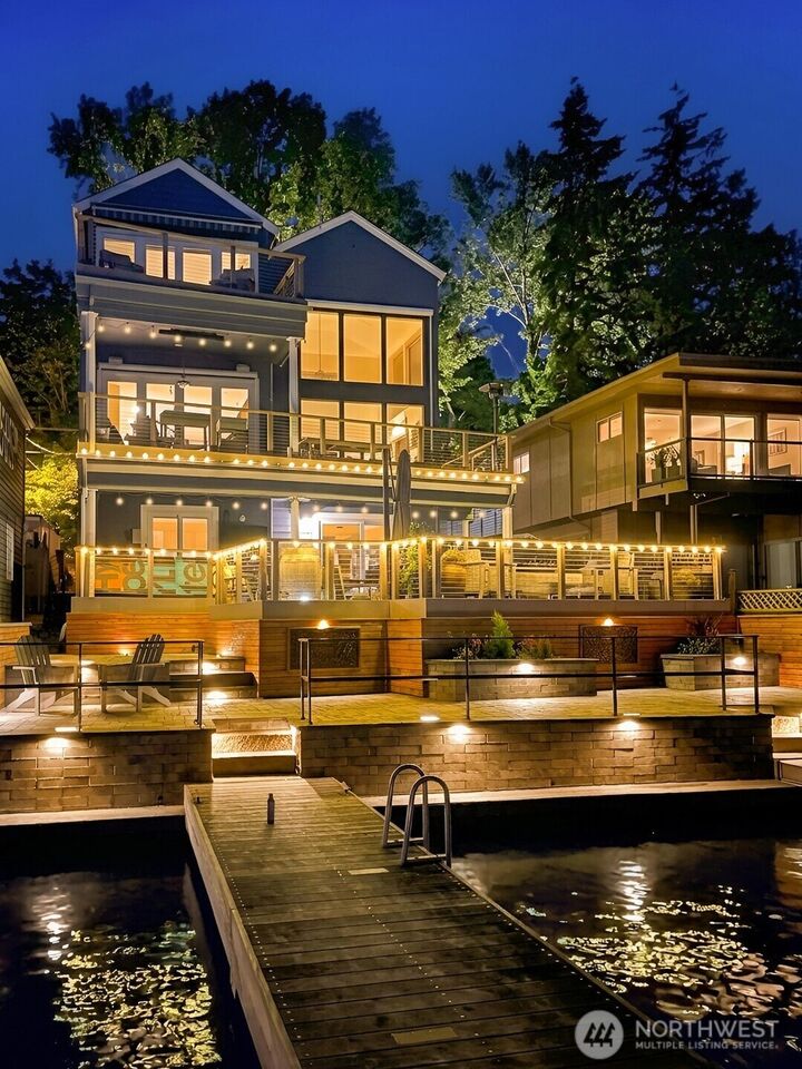 Property Photo: 6007 Hazelwood Lane SE WA 98006