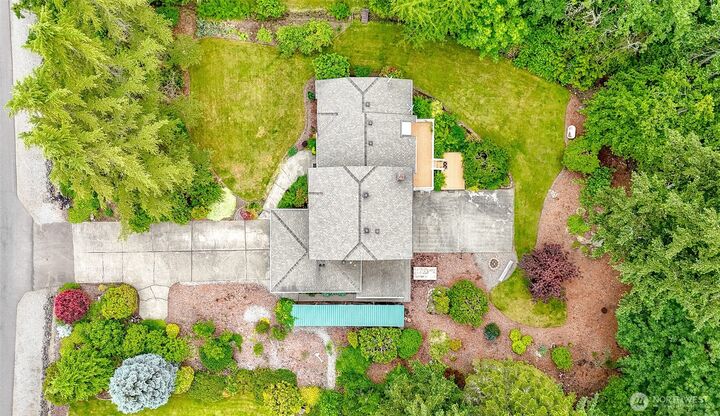 Property Photo: 27813 187th Avenue SE WA 98042