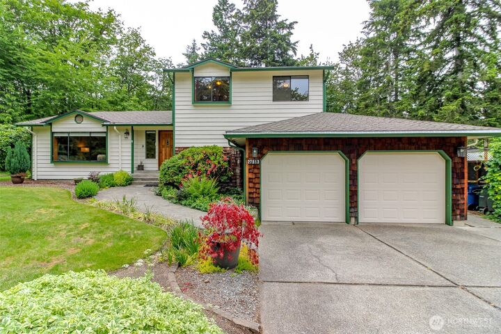 Property Photo:  27813  187th Avenue SE  WA 98042 