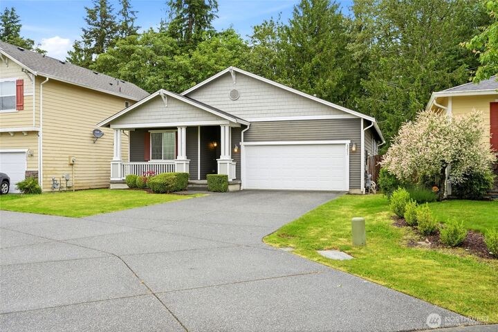 Property Photo:  8231  81st Drive NE  WA 98270 