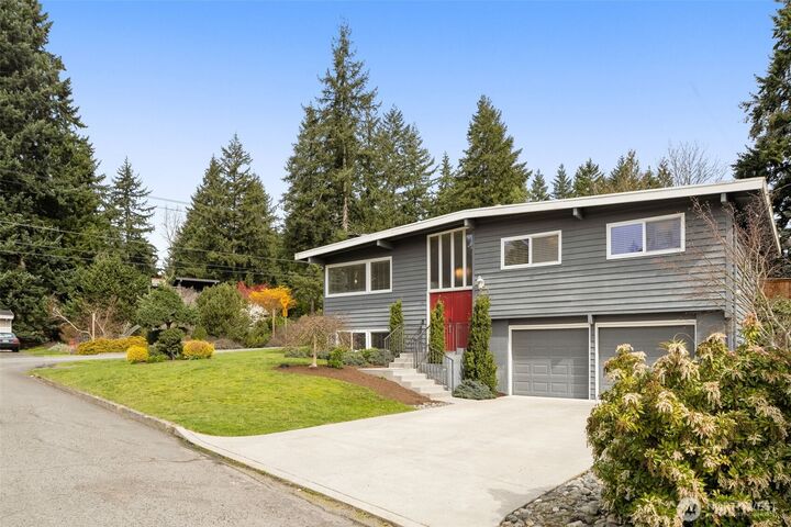 Property Photo: 334 157th Avenue NE WA 98008