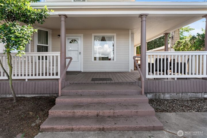 Property Photo:  6225 S Puget Sound Avenue  WA 98409 