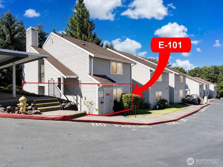 Property Photo: 1626 Grant Avenue S E101 WA 98055