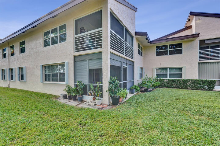 Property Photo:  8740 Azalea Court 102  FL 33321 