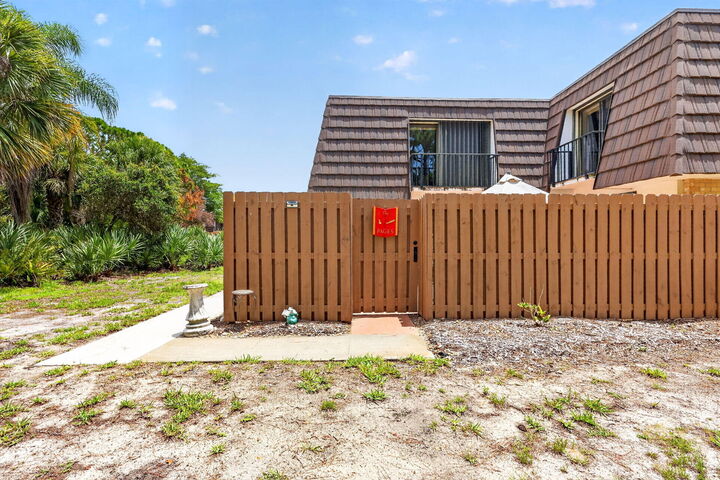 Property Photo: 5706 SE Riverboat Drive 202 FL 34997