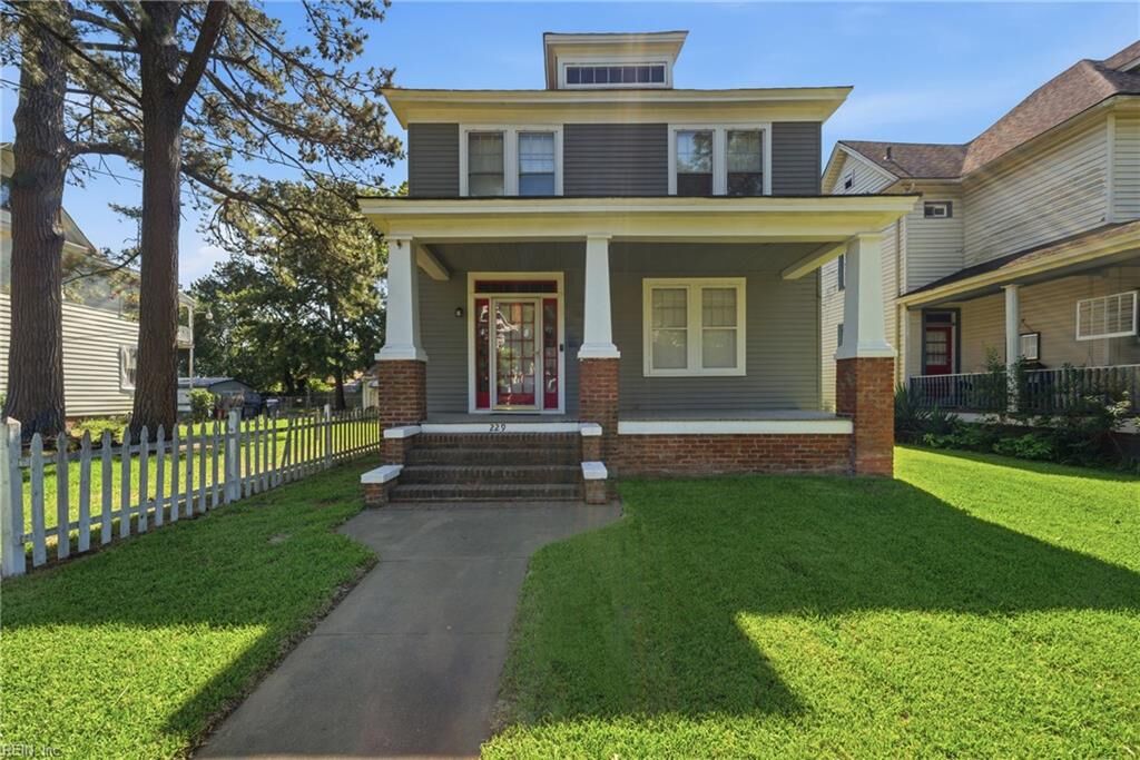 Property Photo:  229 Maryland Ave  VA 23707 