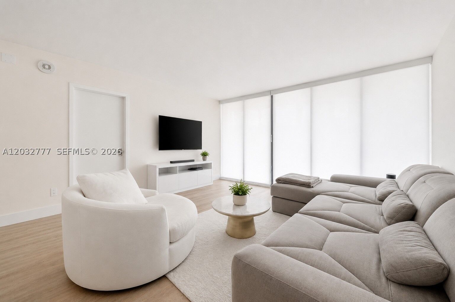 Property Photo:  780 NE 69th St 505  FL 33138 
