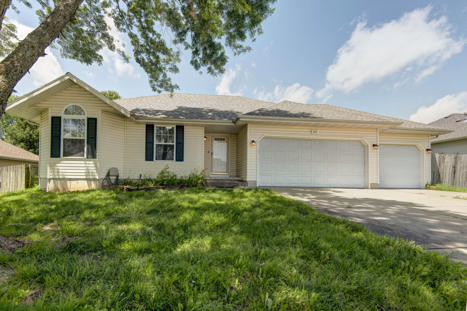 Property Photo:  435 N Harrington Drive  MO 65738 