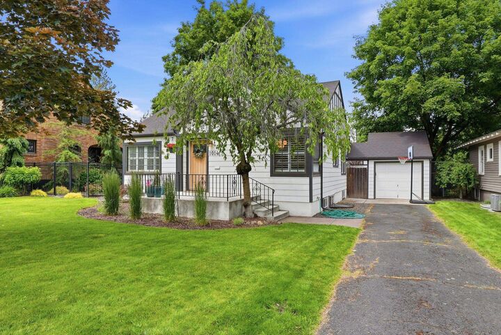 Property Photo:  1014 W 21st Ave  WA 99203 