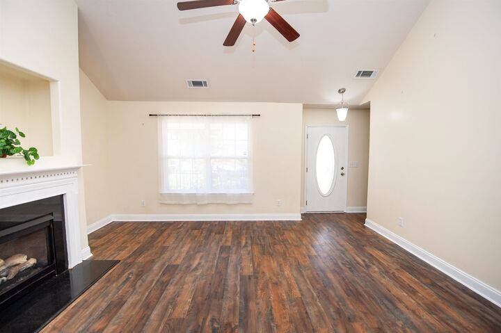 Property Photo:  436 W Rustling Leaves Lane  SC 29376-2768 