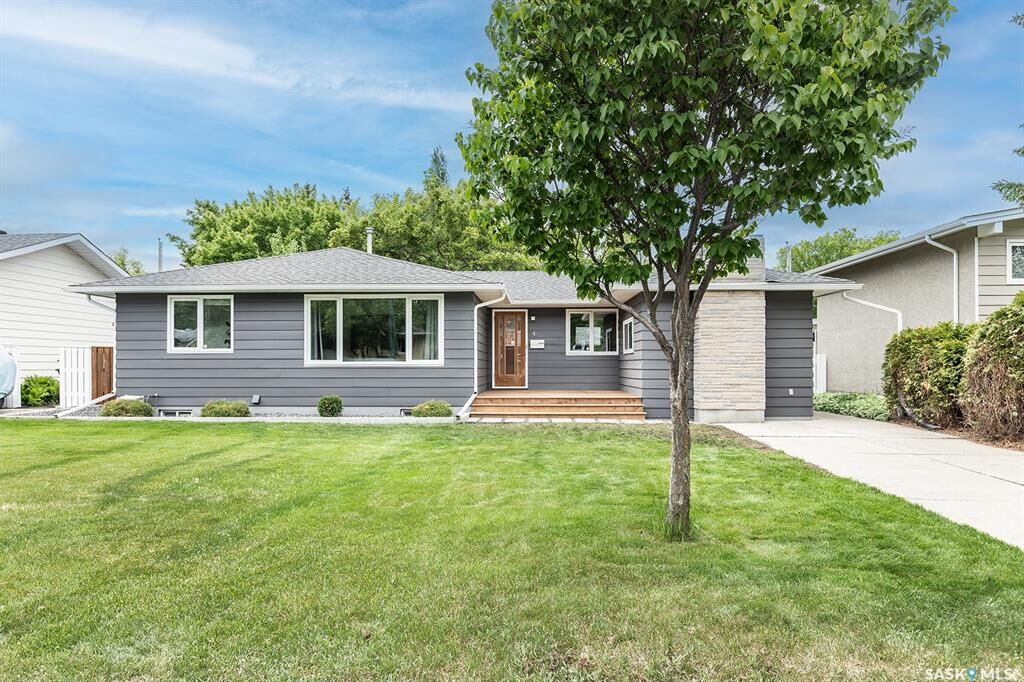 Property Photo: 4 Rutter Crescent SK S7H 3B7
