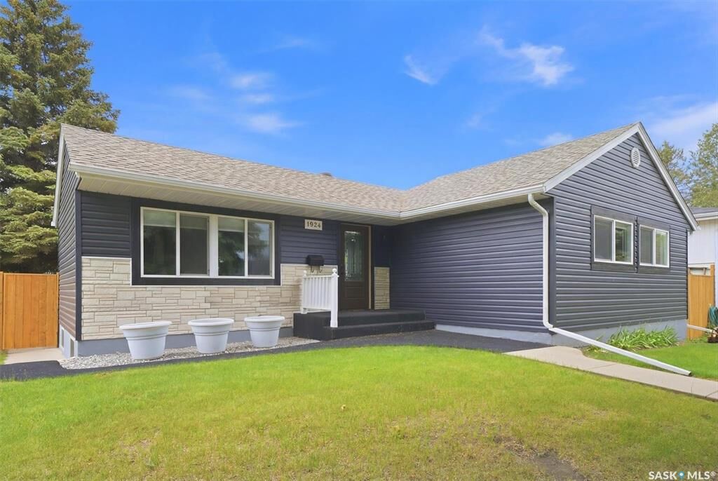 Photo de la propriété: 1924 Dufferin Avenue SK S7J 1B7