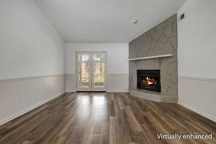 Property Photo:  3983 Breezee Court  FL 32303 