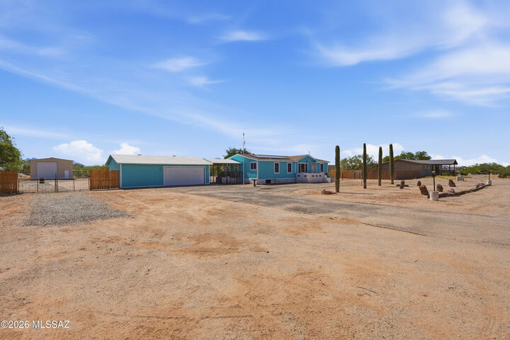 Property Photo: 11303 N Derringer Road AZ 85653