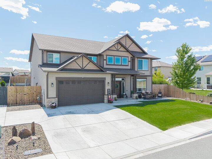 Property Photo:  5914 Nauvoo Ln  WA 99301 