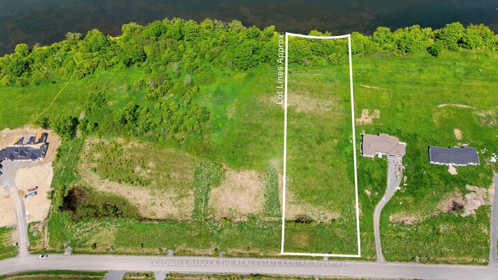 Property Photo:  126 Hineman Street  ON K7L 0G2 