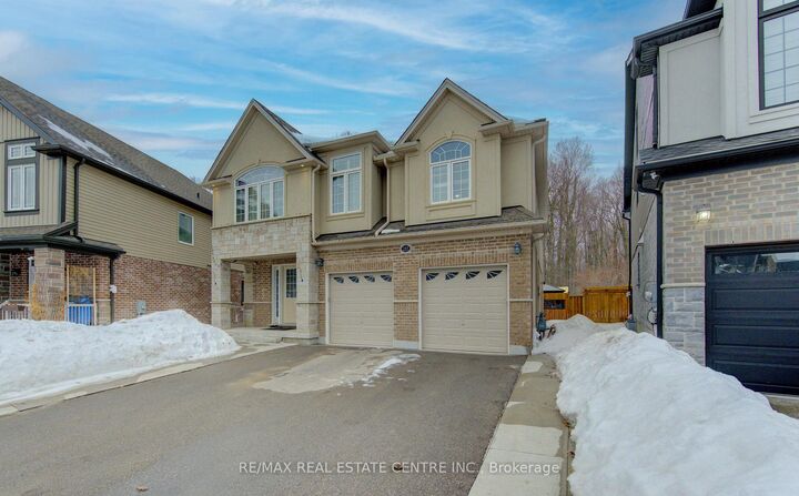 Property Photo: 285 Sedgewood Street ON N2P 0G6