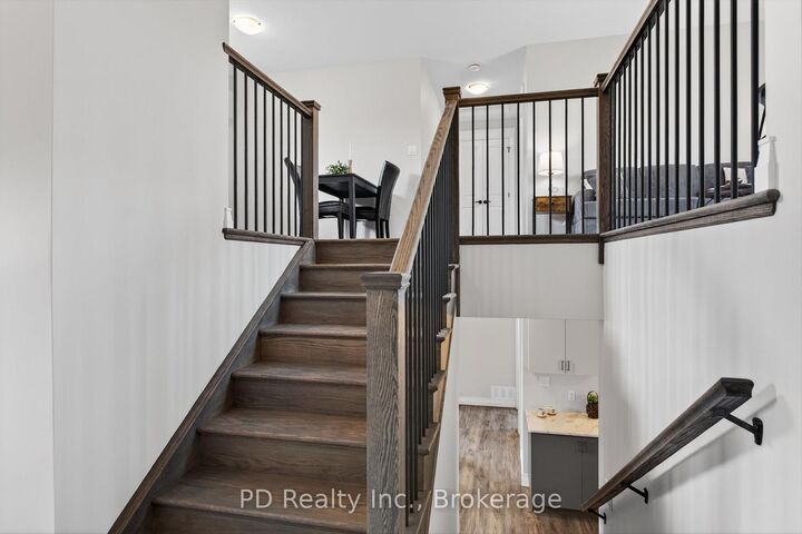 934 Mount Pleasant Road — photo 1