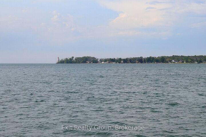 Property Photo: 87 Evergreen Lane ON K0K 1L0