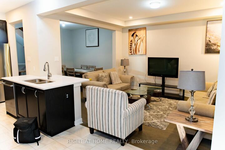 76 Kindred Row — photo 1