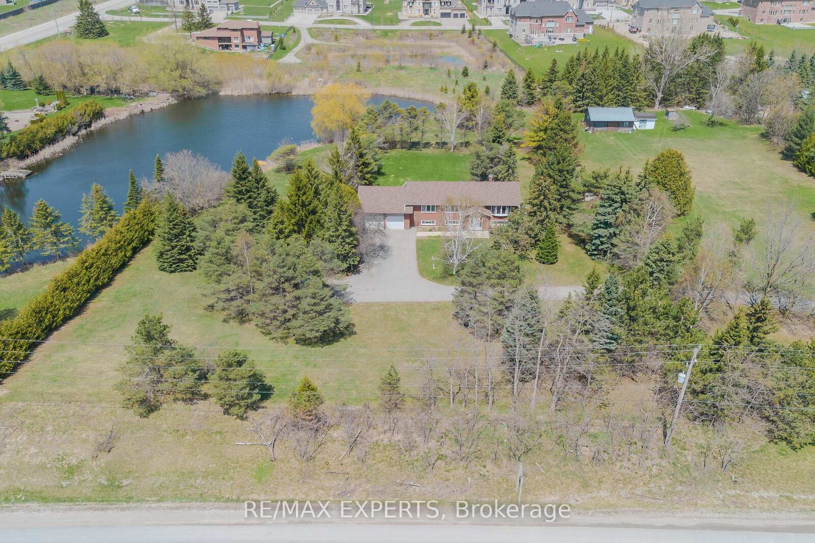 Property Photo: 6068 Bloomington Road ON L4A 2W8
