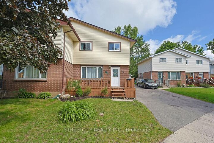 208 Admiral Drive — photo 1