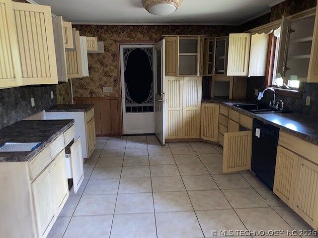 Property Photo: 6326 N 30th Street W OK 74454