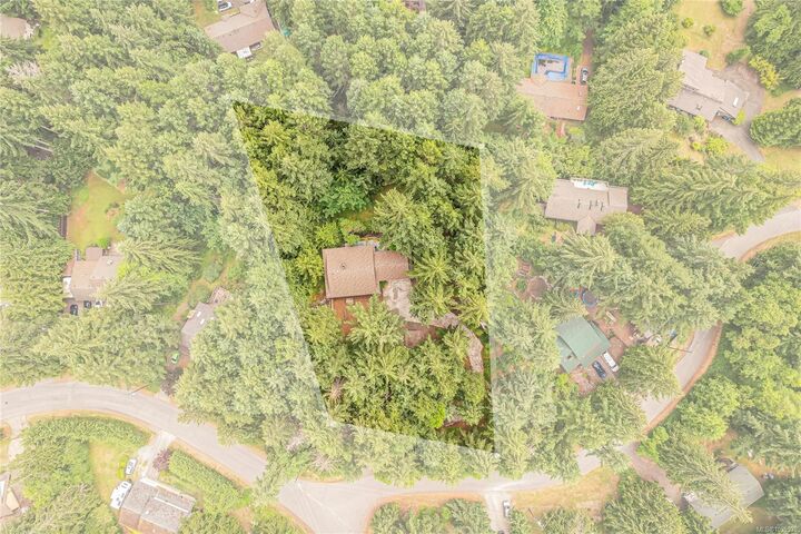 Property Photo: 2330 Damascus Rd BC V8H 2E7