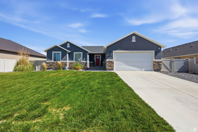 Property Photo:  1197 E Raven Way  UT 84005 