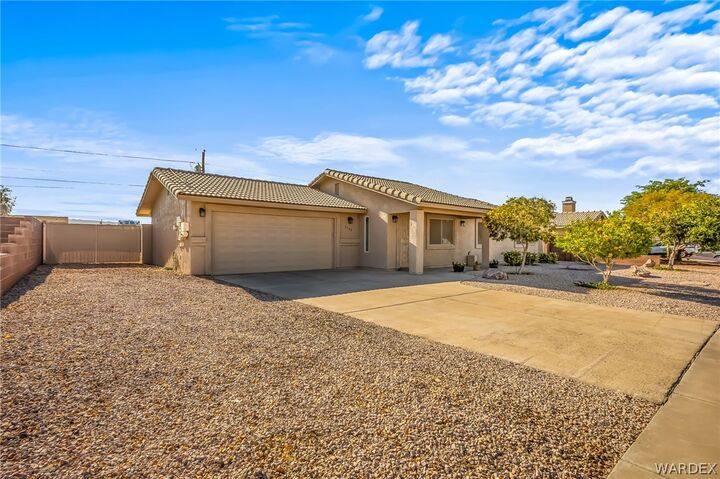 Property Photo:  5166 S Desert Sands Drive  AZ 86426 