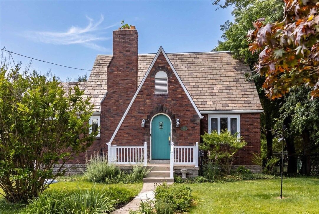 Property Photo: 730 Greenlee PA 15227