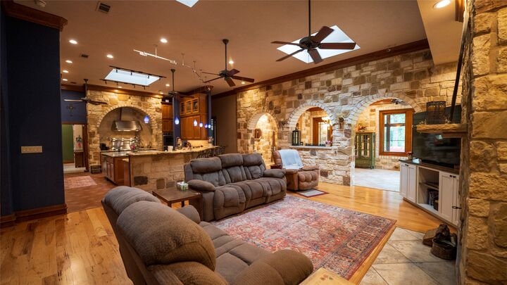 Property Photo: 1908 County Road 305 TX 76567
