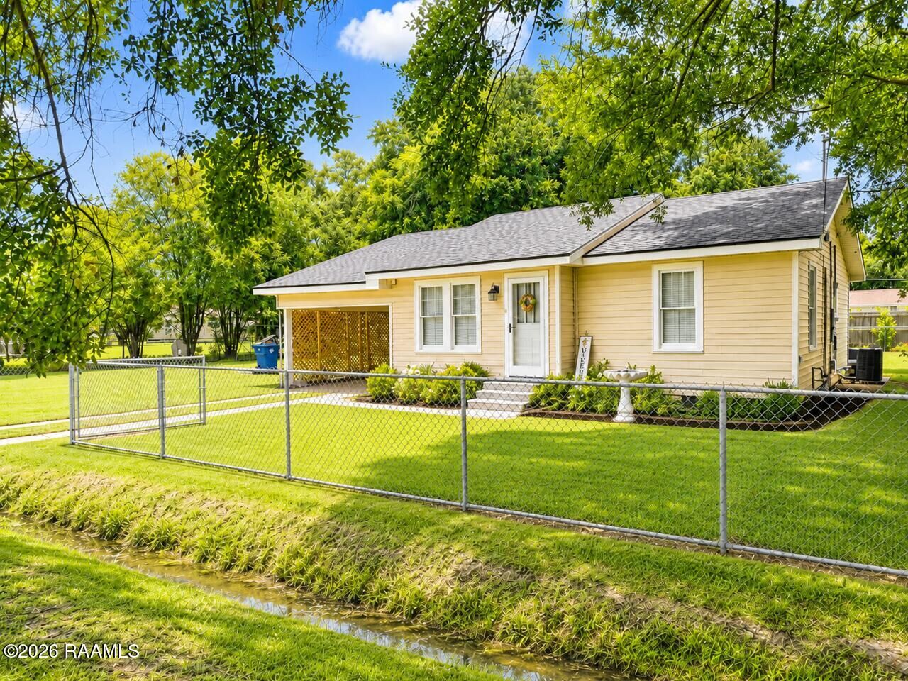 Property Photo: 108 Sandy Street LA 70525