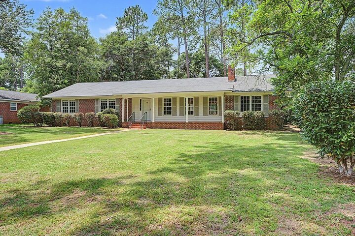 Property Photo: 2012 Lakeridge Drive GA 31707