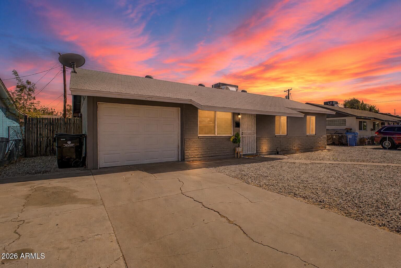 Property Photo:  6727 W Pierson Street  AZ 85033 