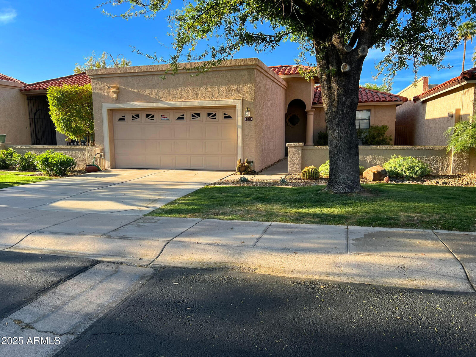 Property Photo: 7884 E Horseshoe Lane AZ 85250