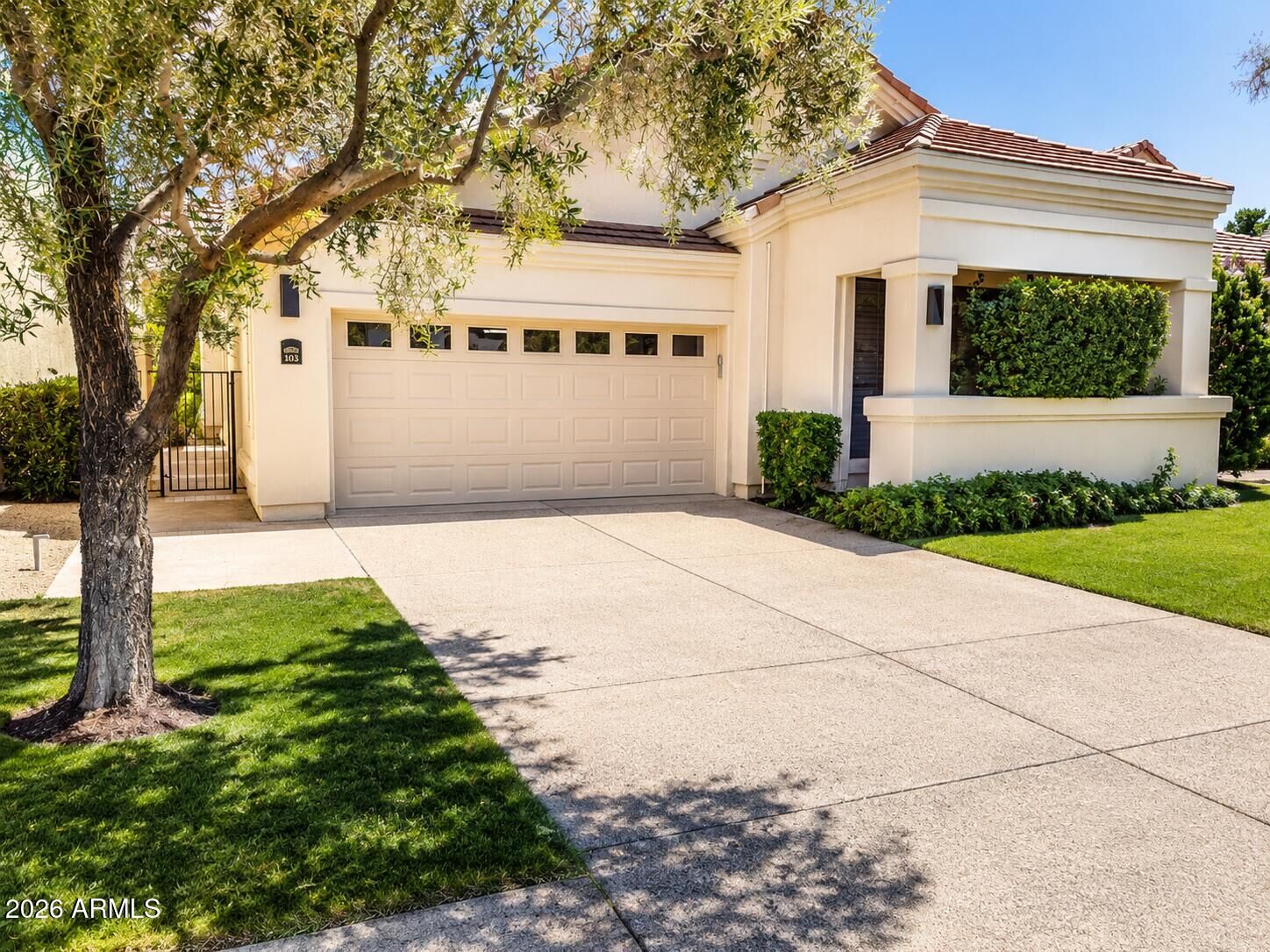 Property Photo: 7525 E Gainey Ranch Road 103 AZ 85258