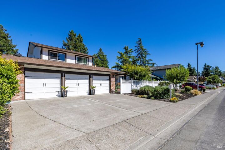 Property Photo:  4480 Fairway Drive  CA 94928 