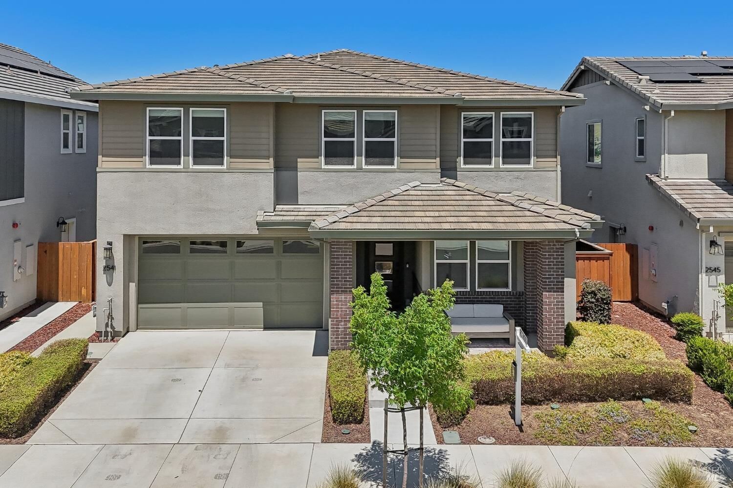 Property Photo:  2541 Elan Place  CA 94533 