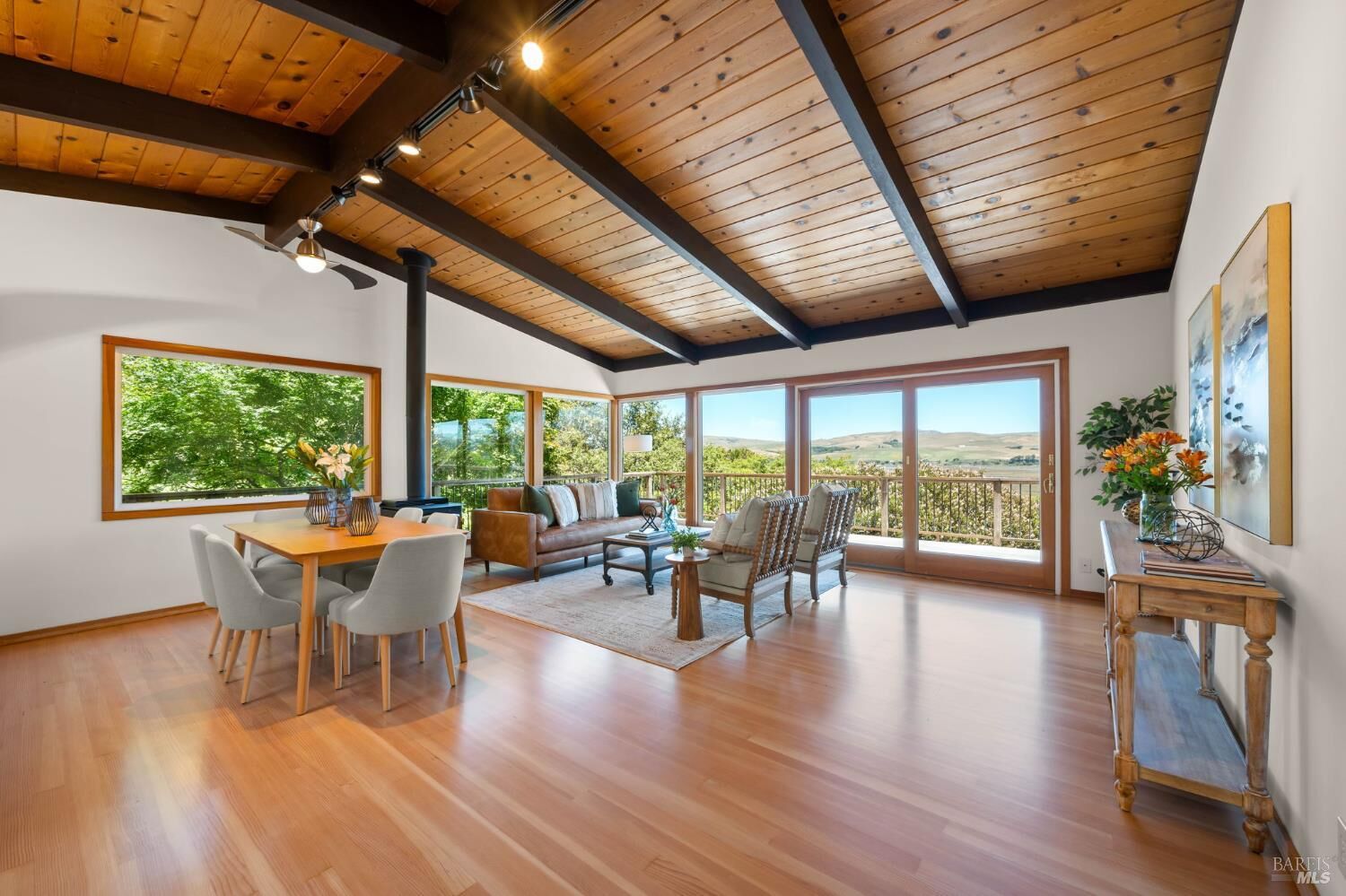 Property Photo: 20 Drakes View Drive CA 94937